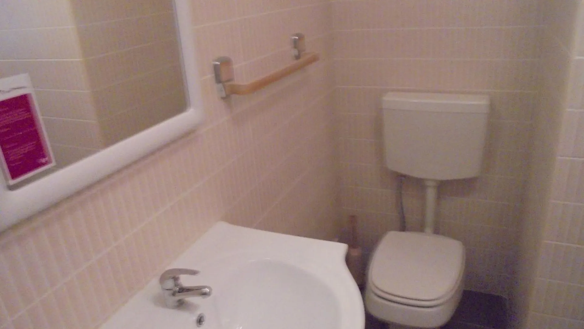 Lagos City Center Guest House & Hostel 2*,