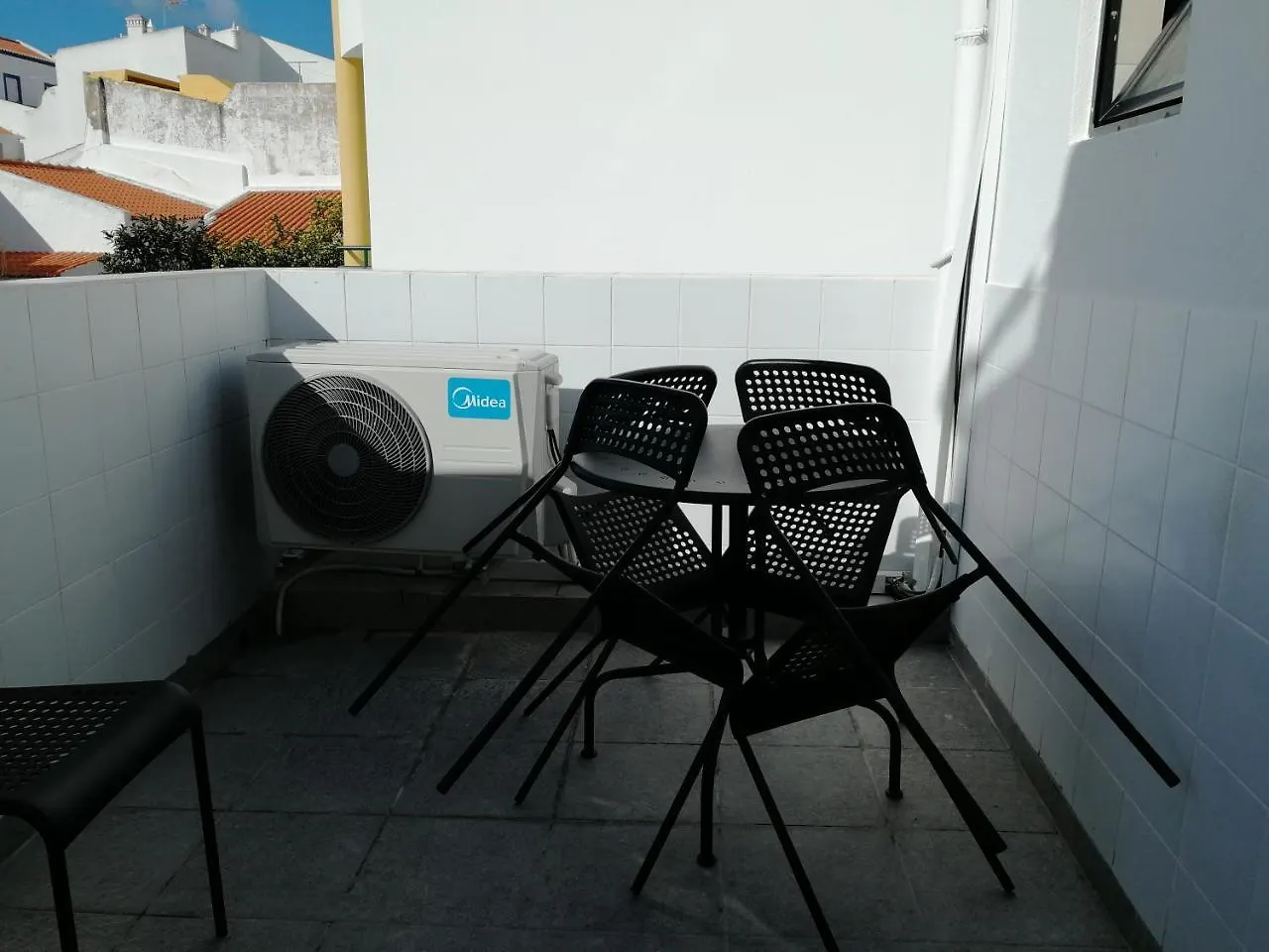 Lagos City Center Guest House & Hostel